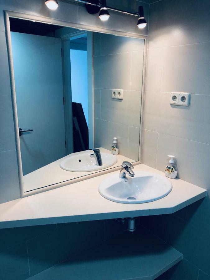 Apartamento Pisos Con Piscina De Temporada Corta