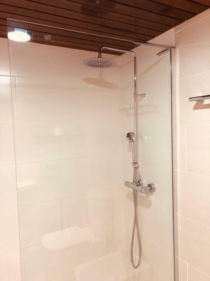Apartamento Pisos Con Piscina De Temporada Corta